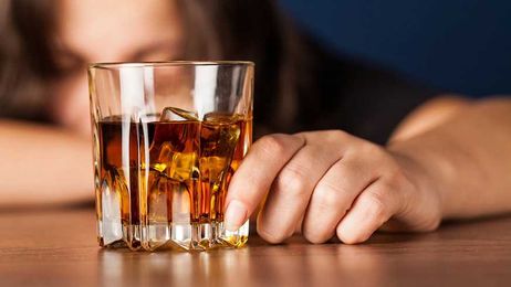 Alcohol and involuntary movements
