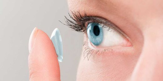 Doctors discover 28-year-old contact lens in woman's eye