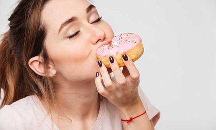 This is why you shouldn't drink water while eating a doughnut