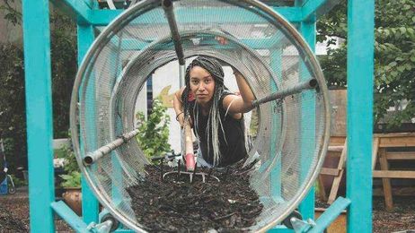 No emissions, no engines: Waste haulers carve out niche with bikes