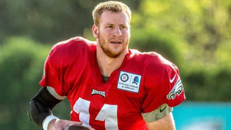 How nickel-sized tech helps Eagles track Wentz's recovery