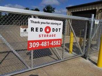 How Signs and Graphics Can Aid in Customer Workflow: Red Dot Storage Case Study