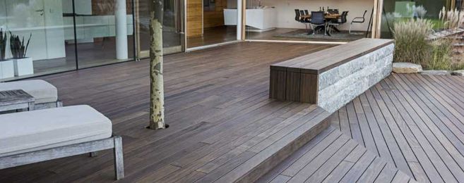 Low-maintenance green decking materials