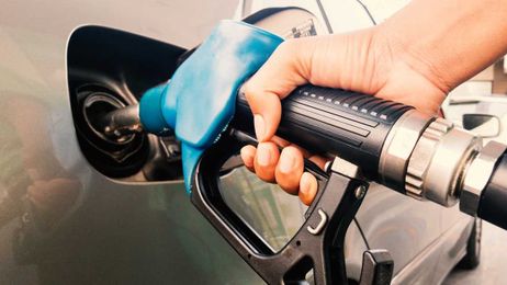 Gas prices could jump if Gordon impacts refineries