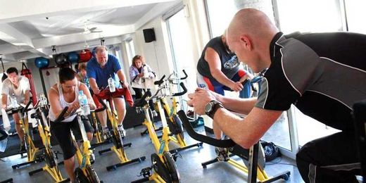 3 things to consider before singing up for a group fitness class