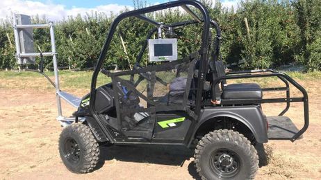 Special counter helps growers size, keep track of apples