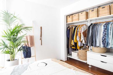 3 Smart and Simple Methods for Decluttering Your Closet