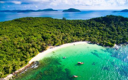 10 Places Tourists Are Now Flocking to Like Crazy