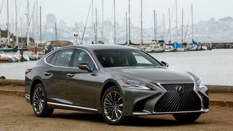 Edmunds highlights newest safety and technology trends