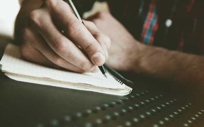 How can social workers assess the risk of FGM?