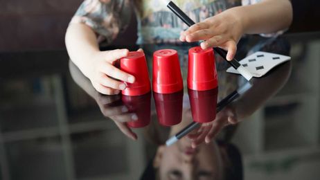 How to Introduce Your Kid to Magic 