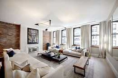 In Sluggish NYC Market, Manhattan Lofts Go on Rare Auction
