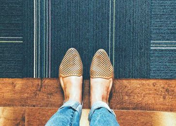 5 Unique Ways To Use Carpet Tiles In Your RV