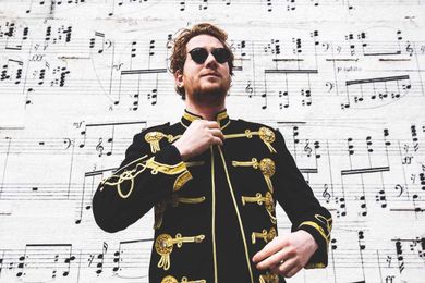 Bakermat Steps Out of the Box with "Partystarter"