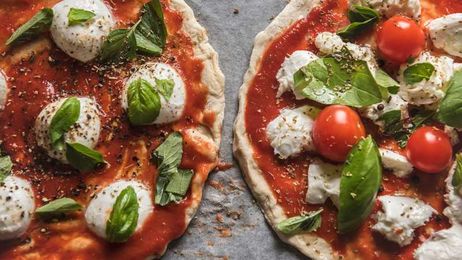 We Asked 10 Pizzaiolos: What's Your Favorite Thing to Drink With Your Pizza?