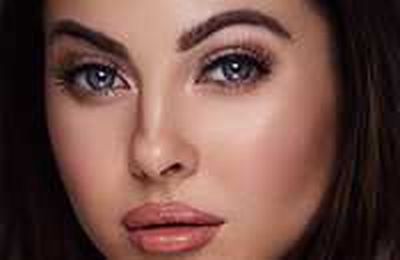 5 Ways to Use a Beauty Dish for Portrait Lighting