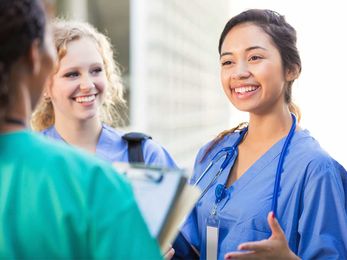 5 reasons your student should consider an apprenticeship after high school