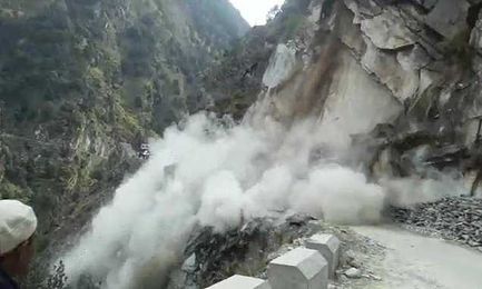 Villagers dodge landslide after listening to their instincts