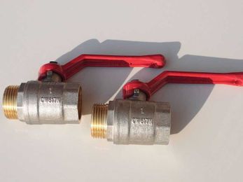 What Kinds of Plumbing Valves Does Your House Have?
