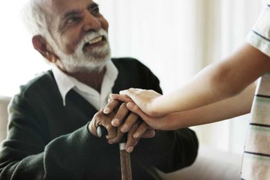 6 factors to consider when choosing an assisted living facility