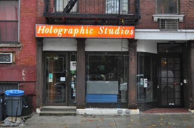 Forget selfies and filters, this NYC shop captures your likeness with a hologram