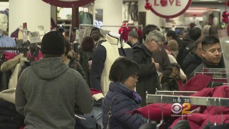 Gift Giving: Tips On Who Gets A Present And Who Doesn’t