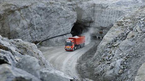 Self-Driving Volvo Trucks Ready to Work the Mines