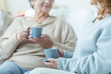 4 Ways to Start a Senior Living Discussion with Aging Parents