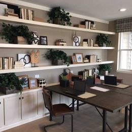 Bring Your Home Office to Life with the Right Cabinetry