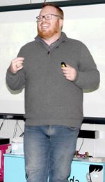 Digital Parenting Night eyes pros and cons of tech use by kids