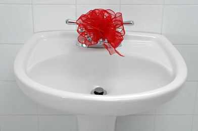 5 Home Repairs That Make Great Gifts!