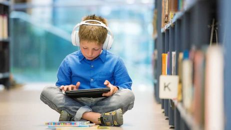 The Benefits of Ear-Reading