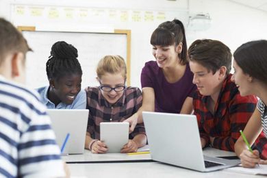 5 Reasons Why STEM Career Training Should Start in Middle School