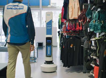 Sporting goods retailer deploys robot to monitor in-store inventory