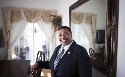 Virginia Beach mother of 4 overcame challenges on way to finding dream job in a funeral home