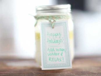 3 DIY Beauty Gifts for Your Best Friends