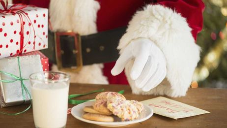 When children stop believing in Santa, let them