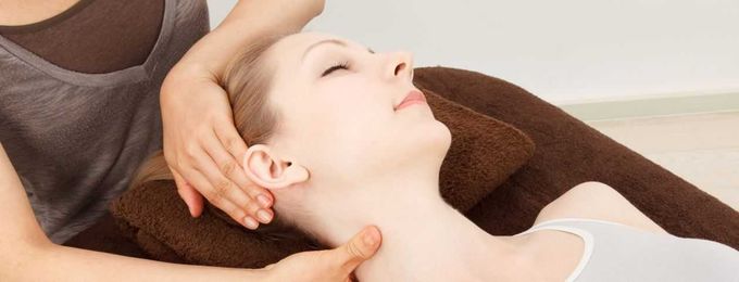 Chiropractic Sinus Adjustment: A Complete Guide