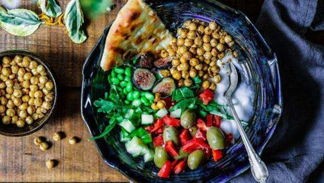 Your brain rewards you twice when you eat: Study