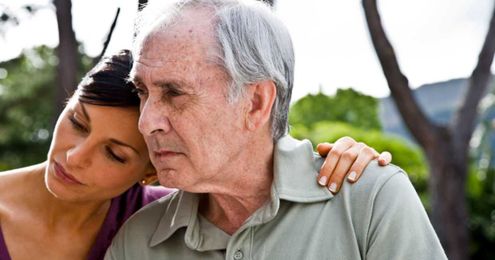 Moving to Assisted Living: 5 Ways to Know When It’s Needed