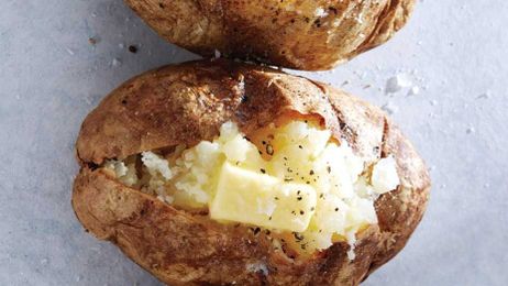 Don't Be the Person Who Screws Up a Baked Potato—Avoid These Common Mistakes