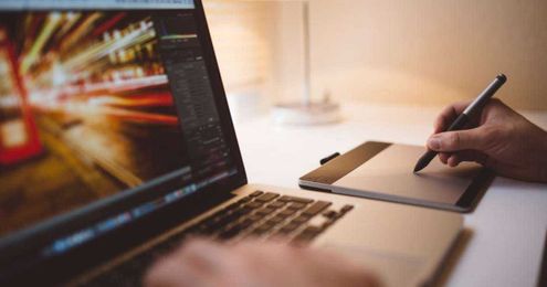Start a creative career with 41 hours of graphic design training for $39