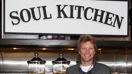 Jon Bon Jovi offers free meals to unpaid federal workers