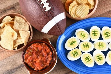 Tips to make the best Super Bowl party snacks