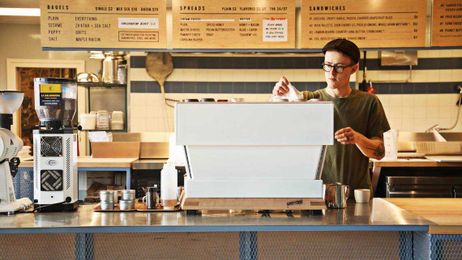 Benchwarmers Bagels bakes with fire and challenges the bagel establishment