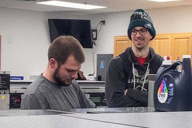 Groups pay for others' use of washers, dryers