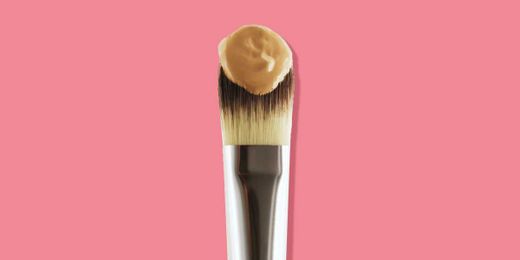 Why "Stippling" Your Foundation Will Make You Look Younger