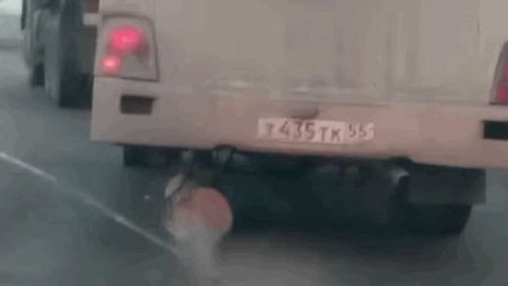 Replacing a Bus Wheel with a Giant Log Will Apparently Work in a Pinch