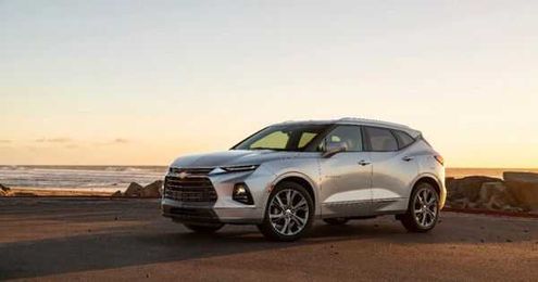 Roundup: Two-Row Crossovers Show That Sometimes Less Is More