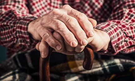 ‘Selfish’ genetics amplify inflammation, age-related diseases